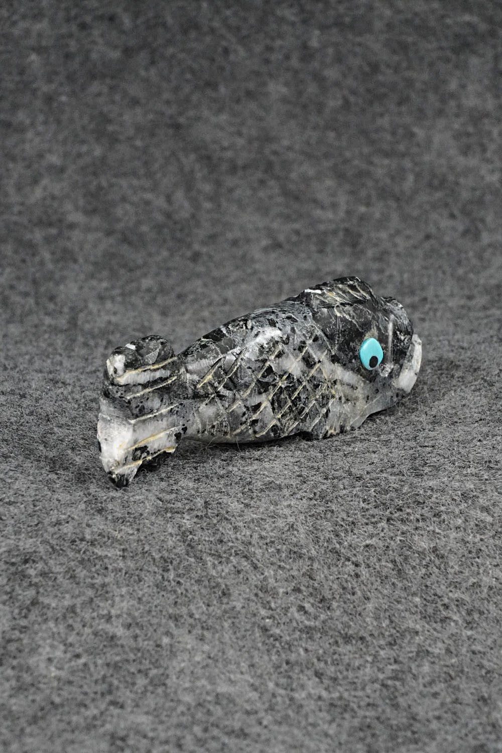 Fish Zuni Fetish Carving - Dannette Laate