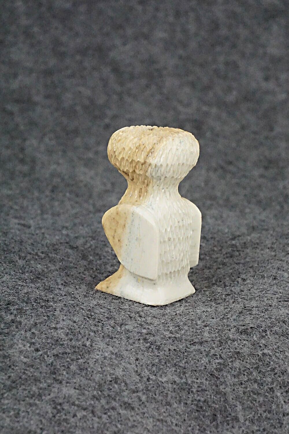 Owl Zuni Fetish Carving - Jesus Espino