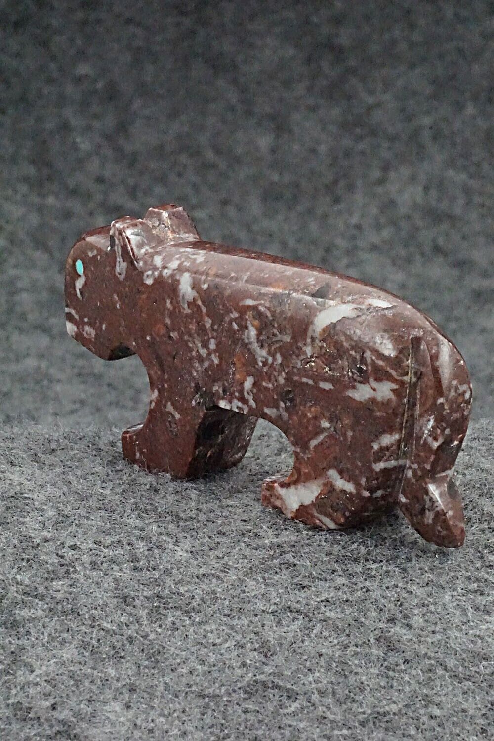 Mountain Lion Zuni Fetish Carving - Bryan Laiwakete