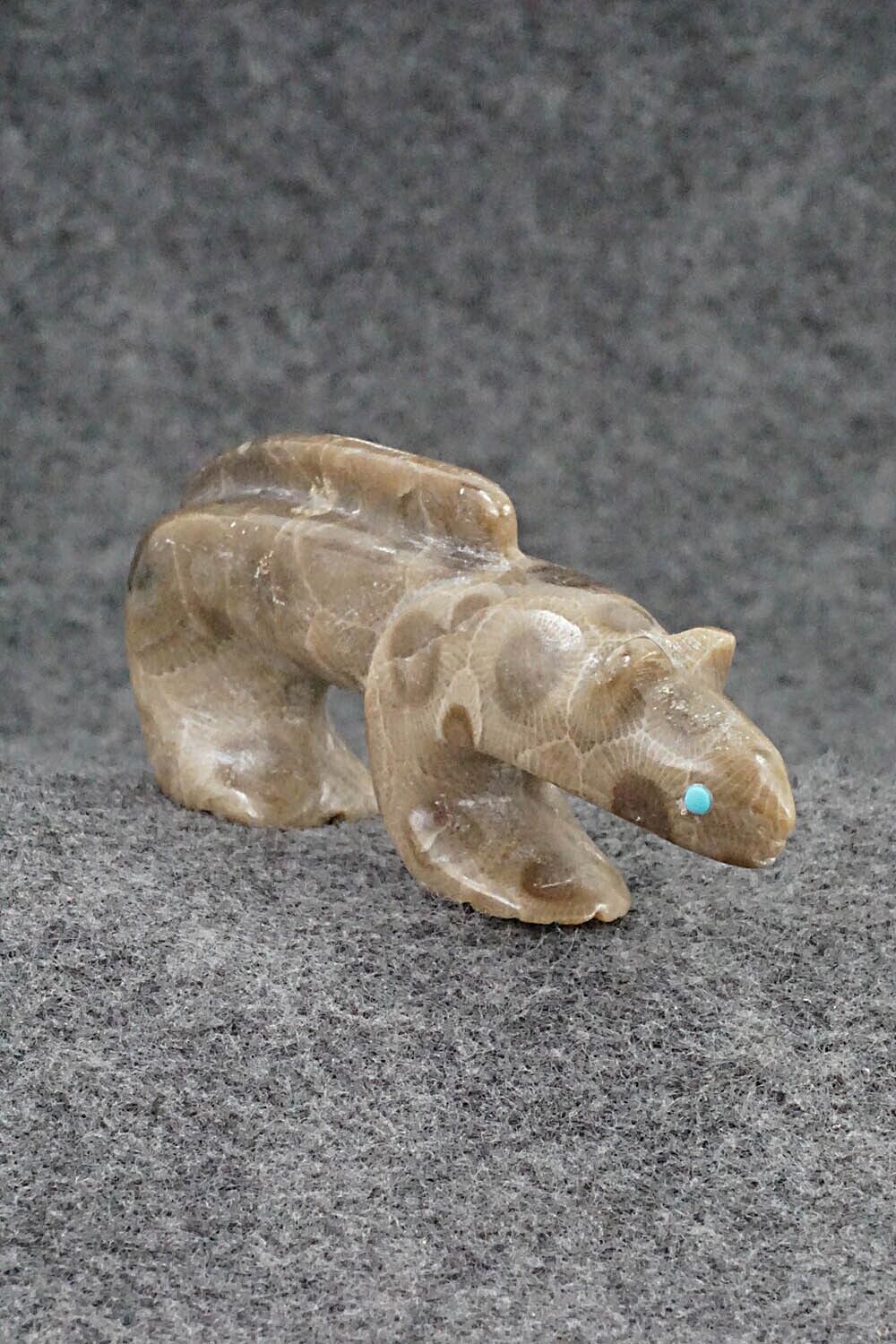 Mountain Lion Zuni Fetish Carving - Ronnie Lunasee
