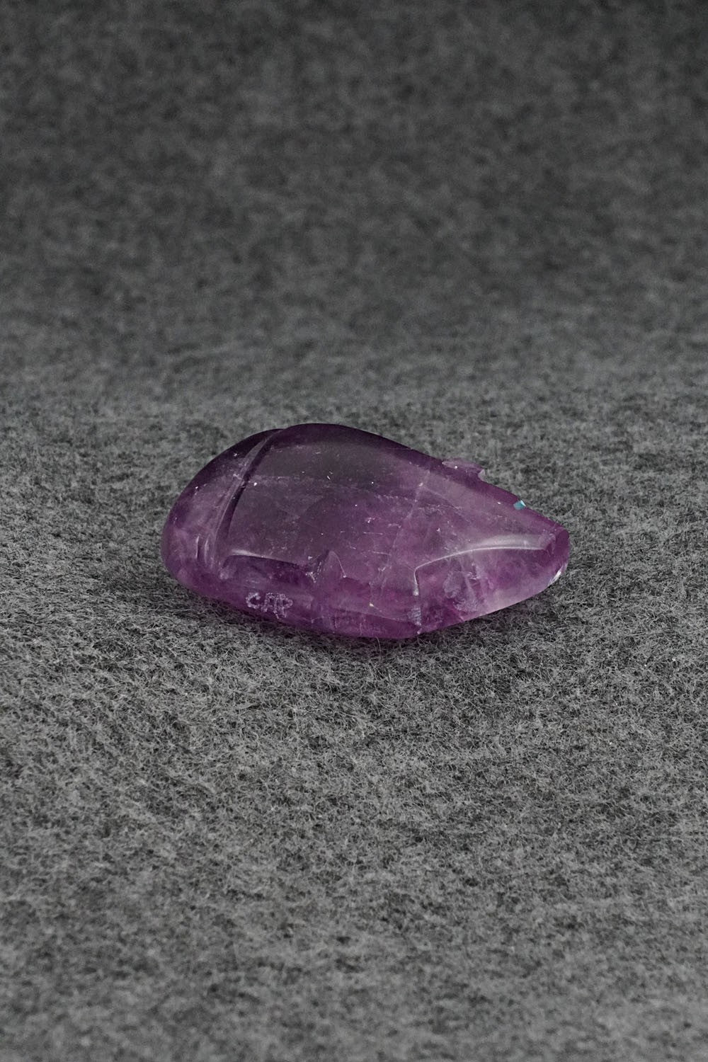 Bear Zuni Fetish Carving - Abby Quam Panteah