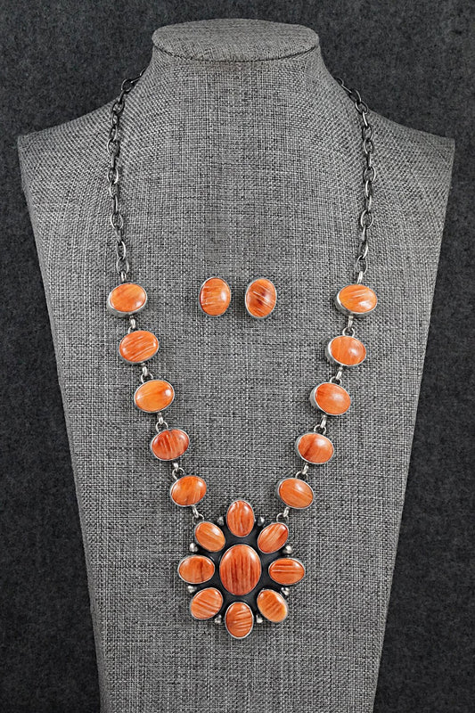 Spiny Oyster & Sterling Silver Necklace Set - Darrin Livingston
