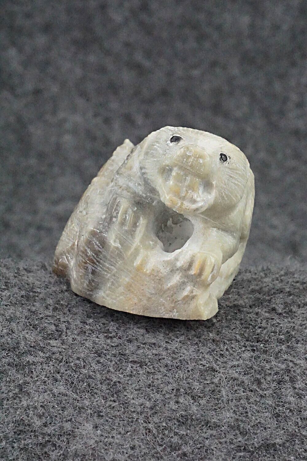 Beaver Zuni Fetish Carving - Derrick Kaamasee
