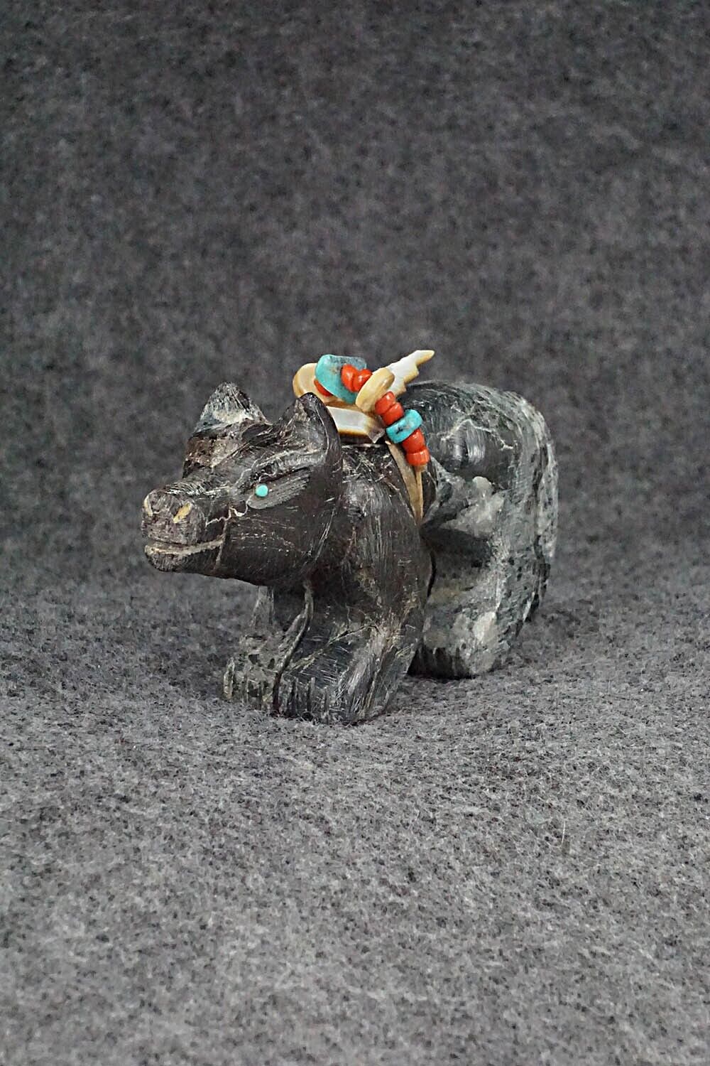 Wolf Zuni Fetish Carving - Douglas Martza