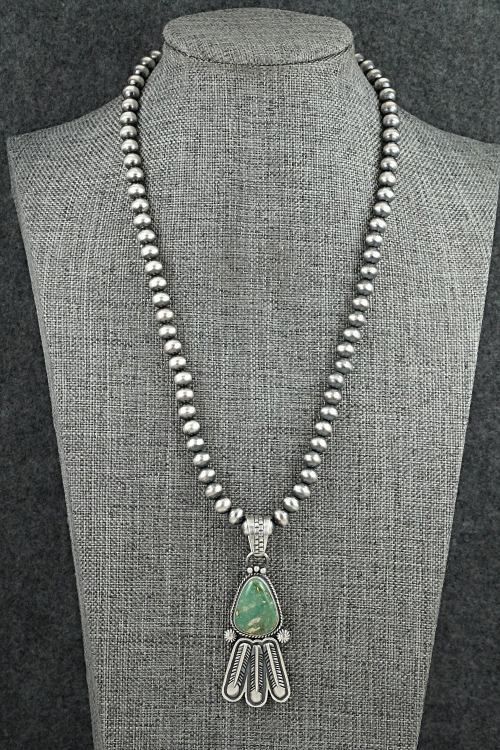 Turquoise & Sterling Silver Necklace - Verley Betone
