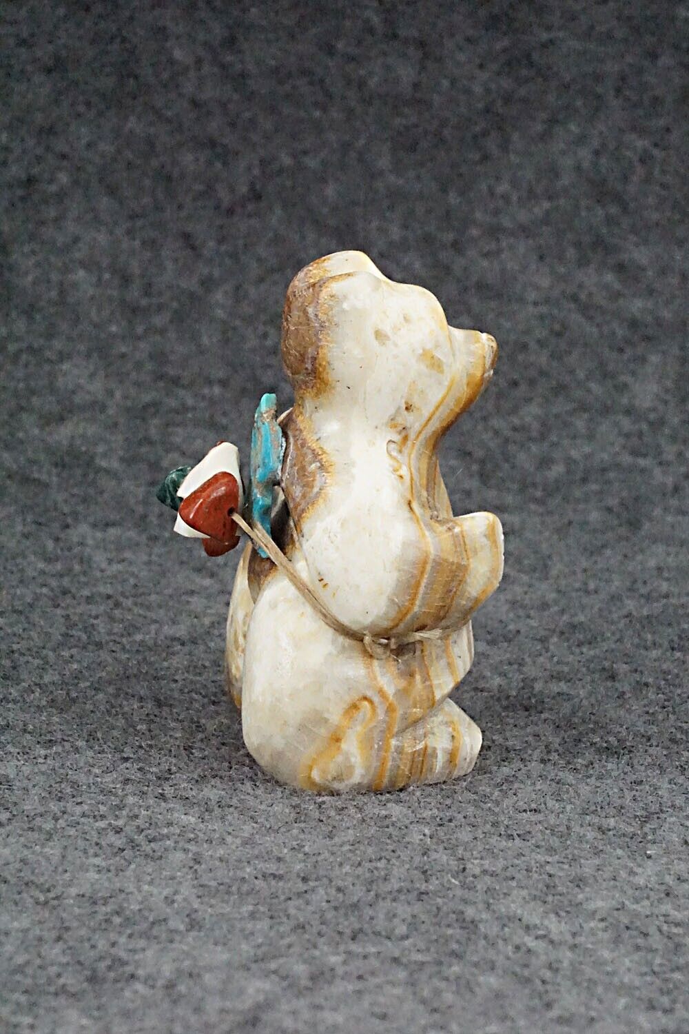 Bear Zuni Fetish Carving - Ariane Quam