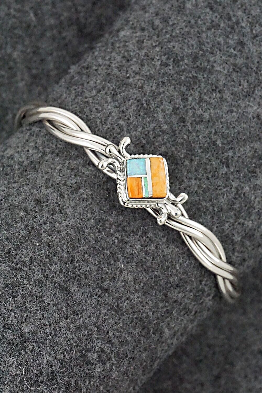 Spiny Oyster, Opalite & Sterling Silver Bracelet - James Manygoats