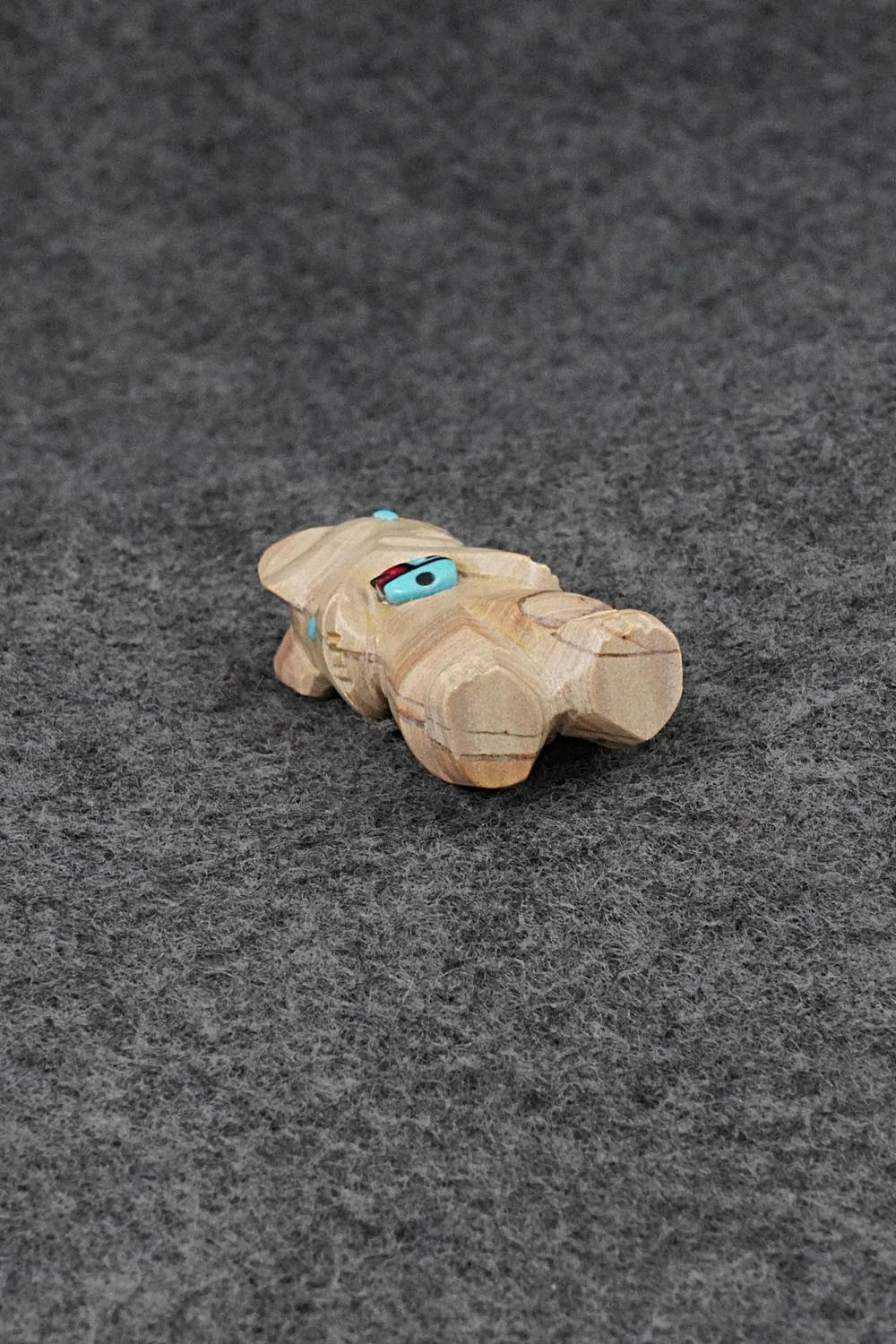 Rabbit Zuni Fetish Carving - Dannette Laate