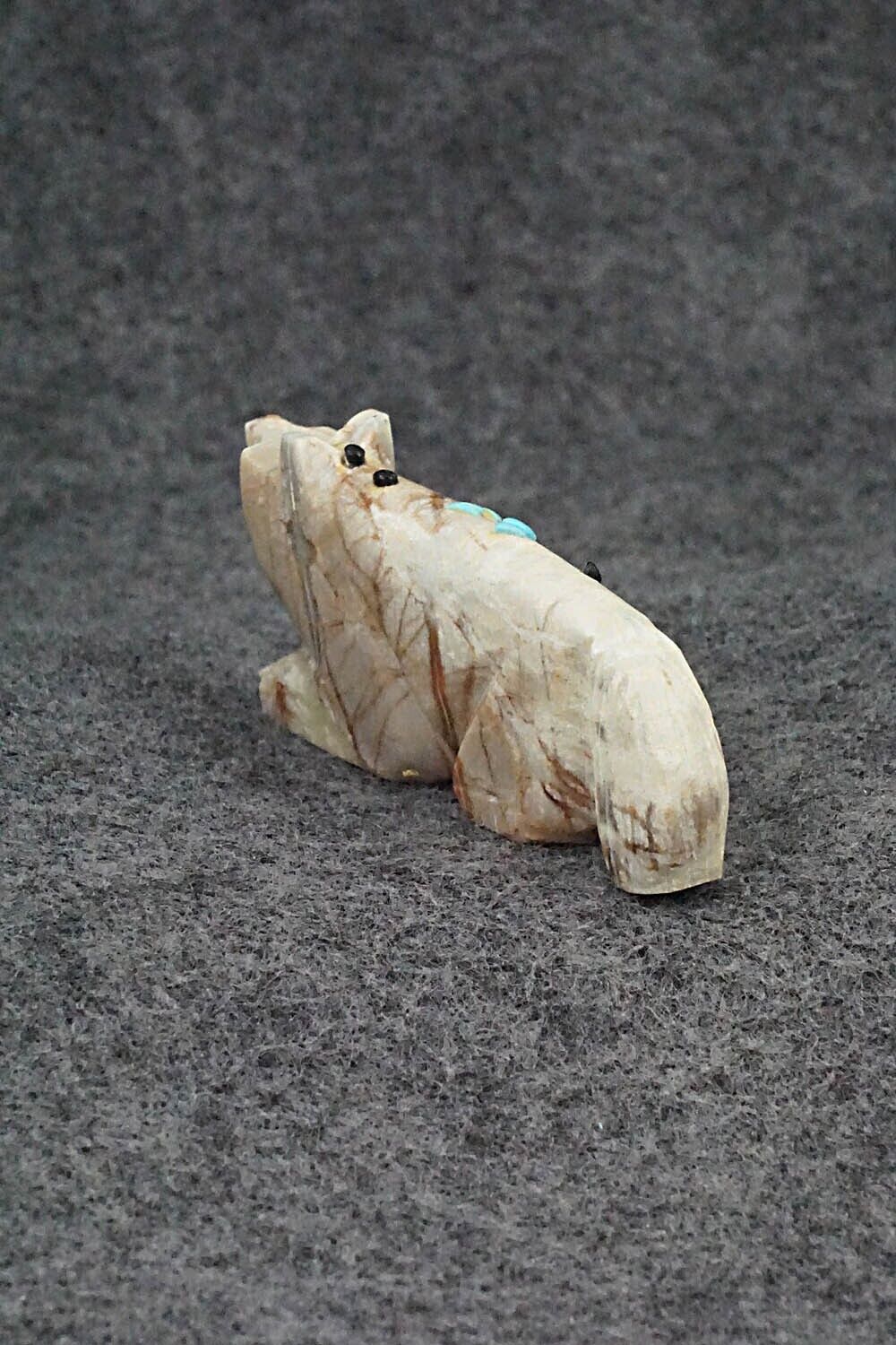 Wolf Zuni Fetish Carving - Danette Laate