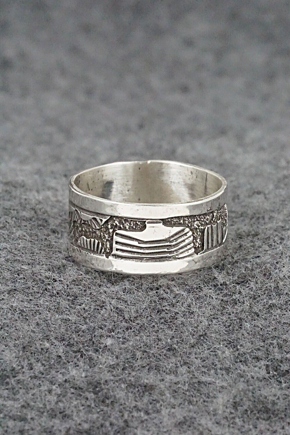Sterling Silver Ring - Elaine Becenti - Size 11