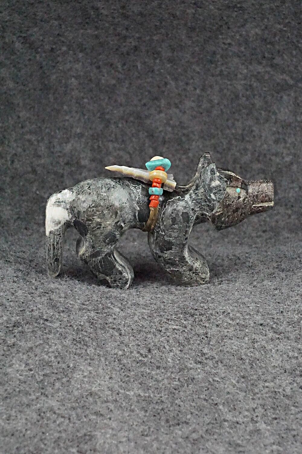 Wolf Zuni Fetish Carving - Douglas Martza