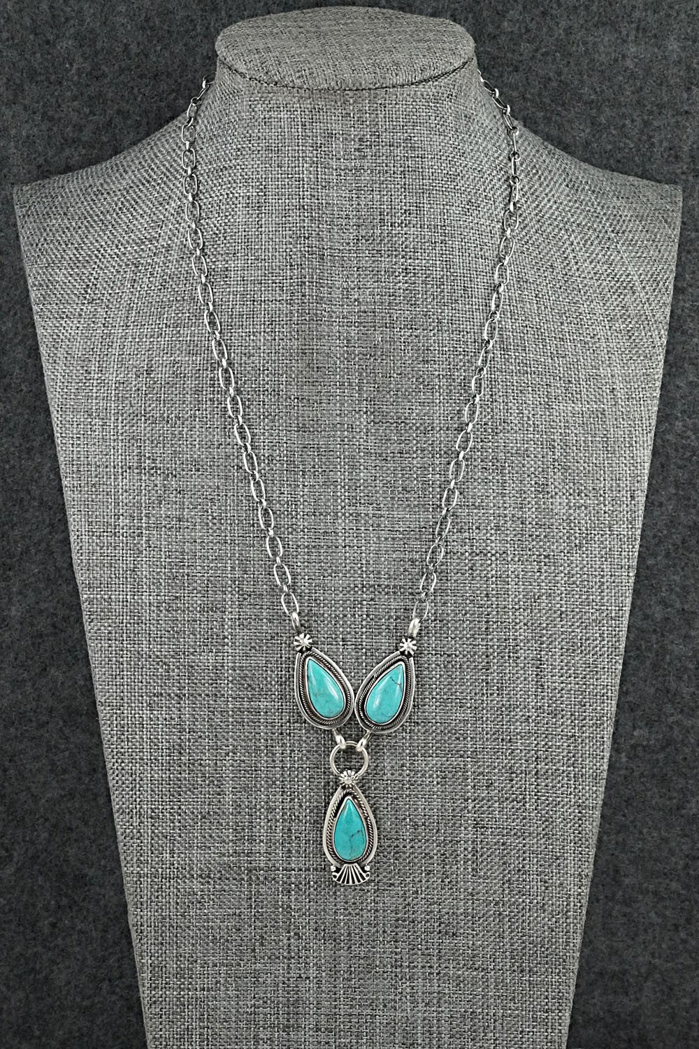 Turquoise & Sterling Silver Necklace - Verley Betone