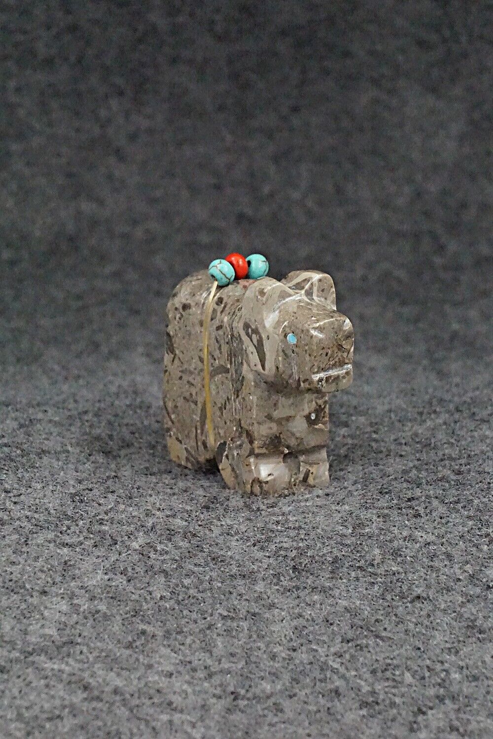 Bear Zuni Fetish Carving - Bennie Bacy