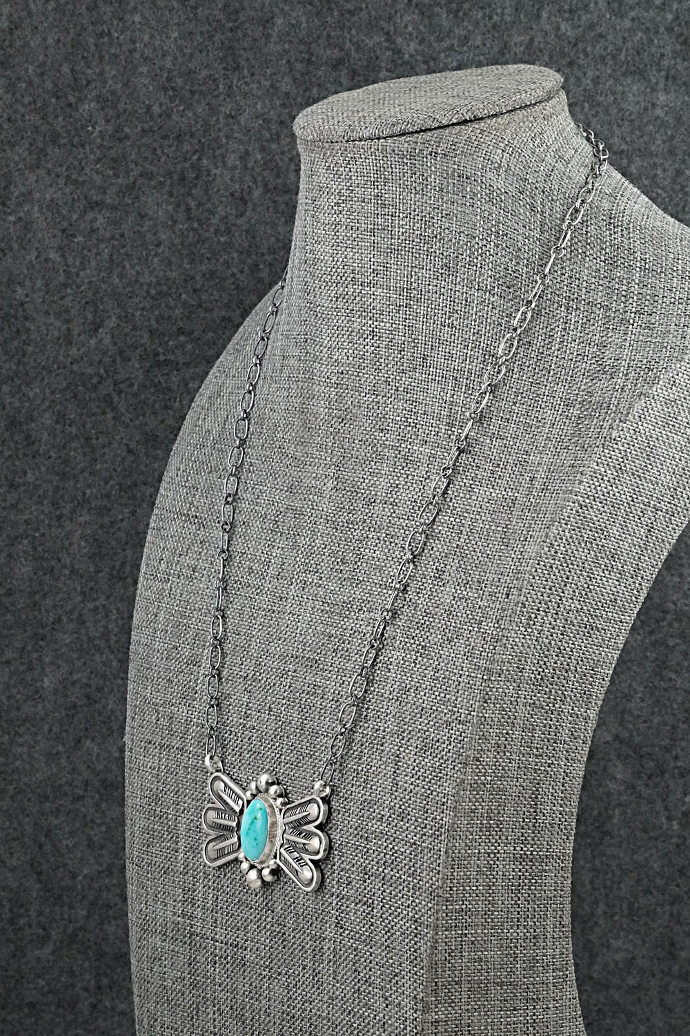 Turquoise & Sterling Silver Necklace - Verley Betone