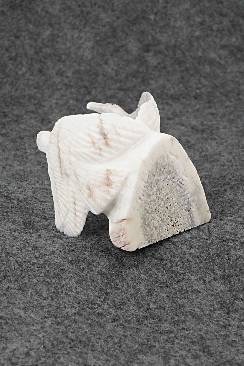 Eagles Zuni Fetish Carving - Chris Peina