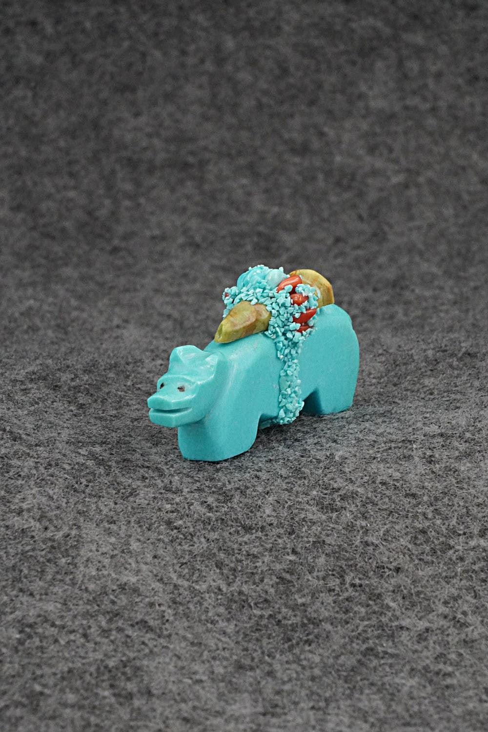 Bear Zuni Fetish Carving - Marvelita Phillips