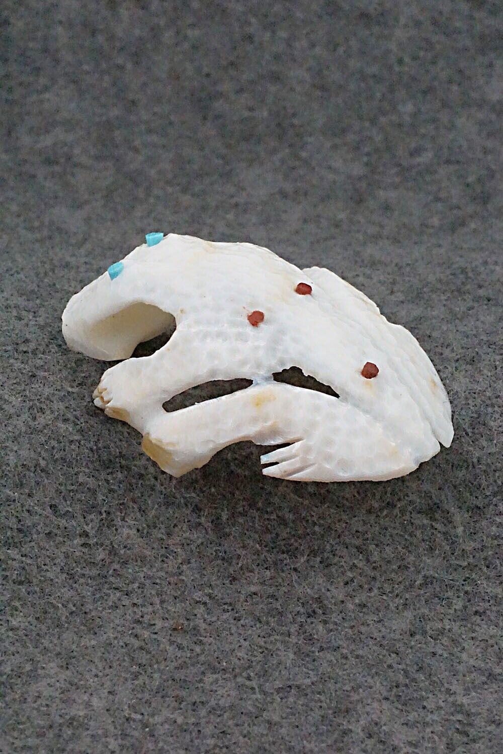 Frog Zuni Fetish Carving - Tyrone Poncho