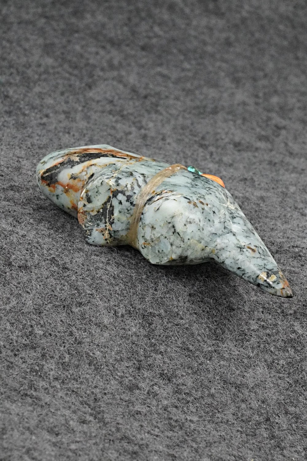 Wolf Zuni Fetish Carving - Daphne Quam