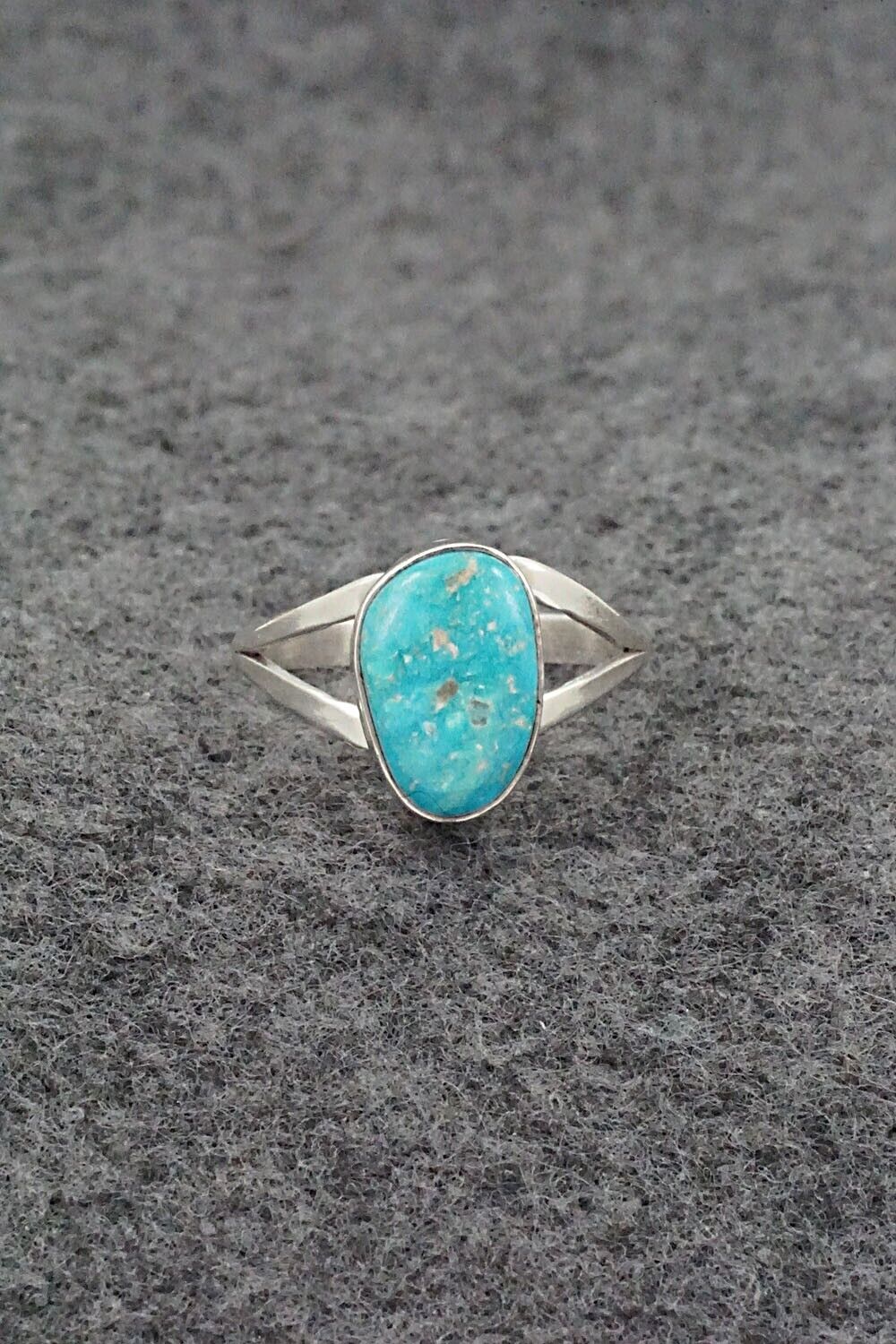 Turquoise & Sterling Silver Ring - Theresa Smith - Size 7.5