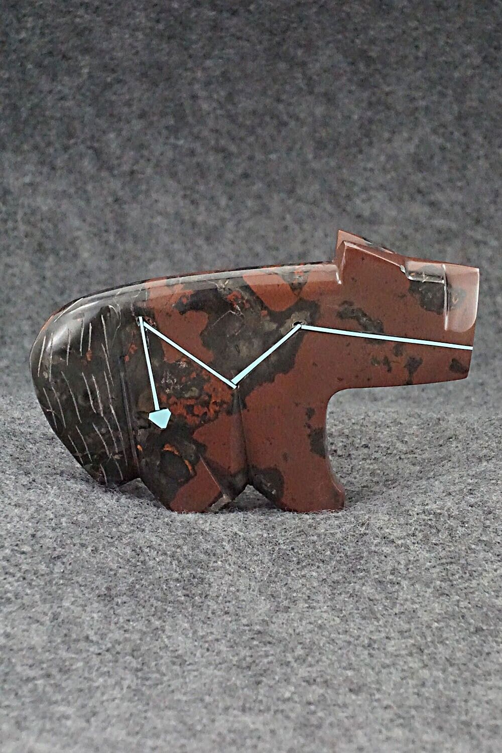 Wolf Zuni Fetish Carving - Kenric Laiwakete