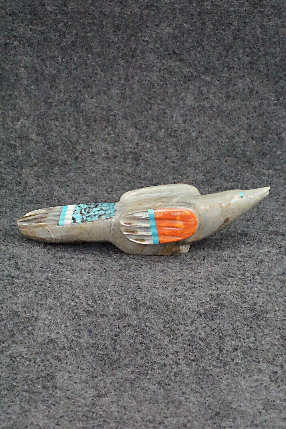 Bird Zuni Fetish Carving - Delvin Leekya
