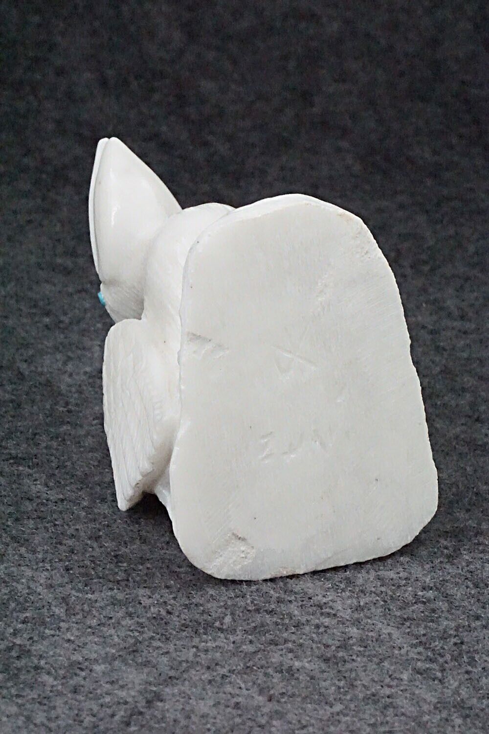 Pelican Zuni Fetish Carving - Derrick Kaamasee