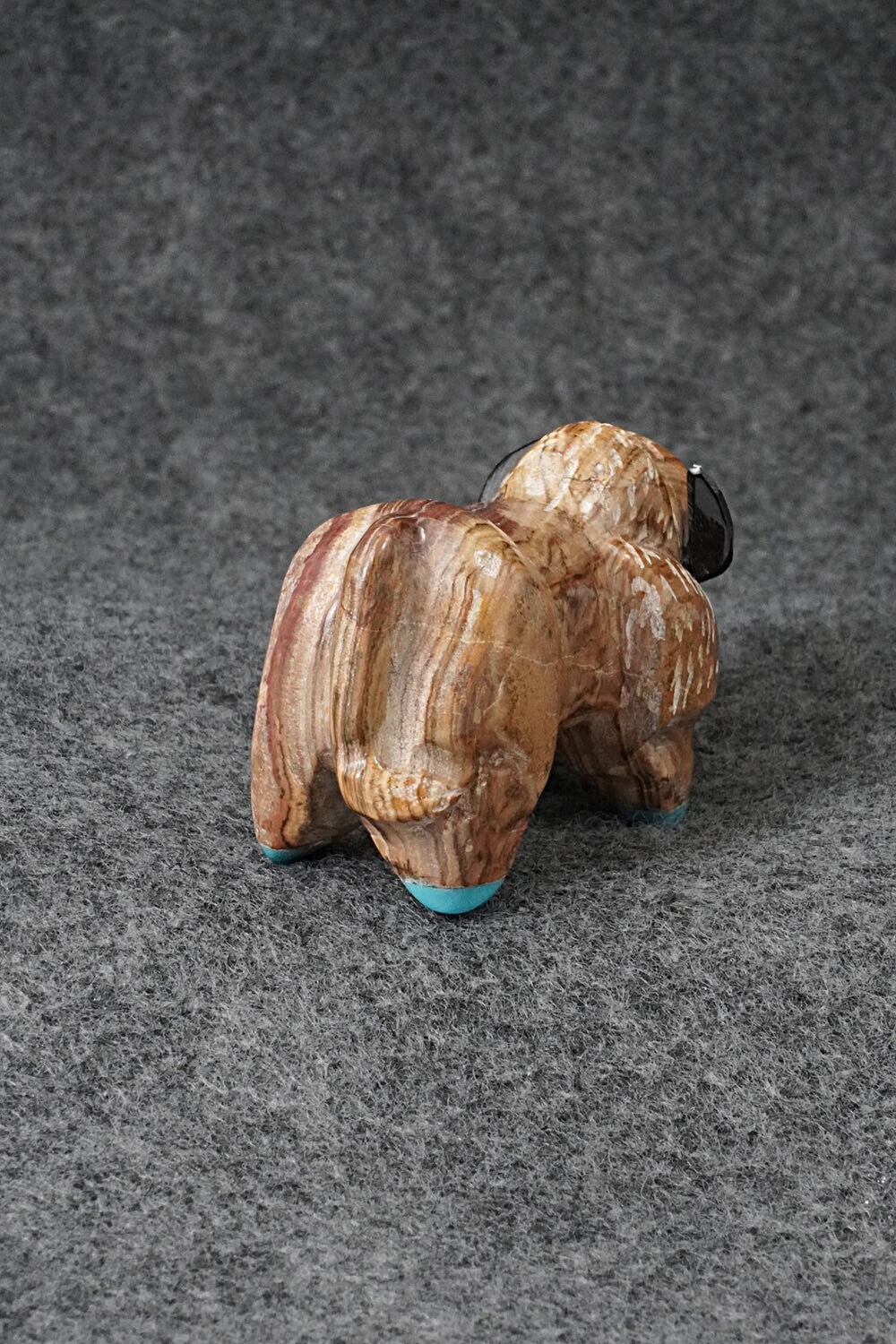 Buffalo Zuni Fetish Carving - Freddie Leekya