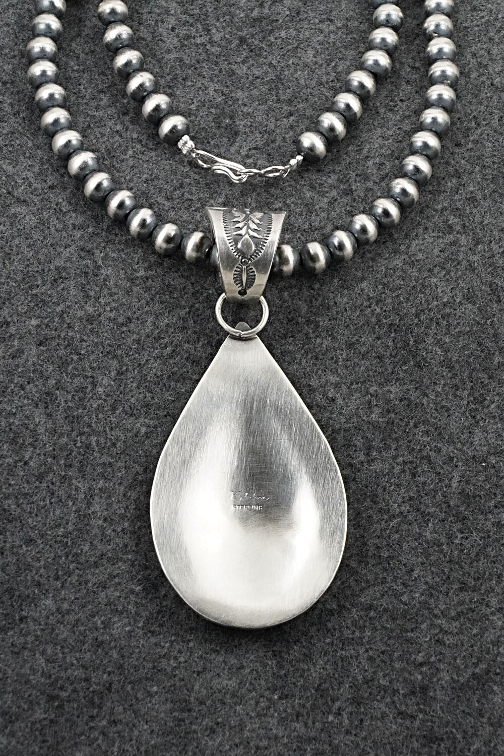 Turquoise & Sterling Silver Necklace - Verley Betone