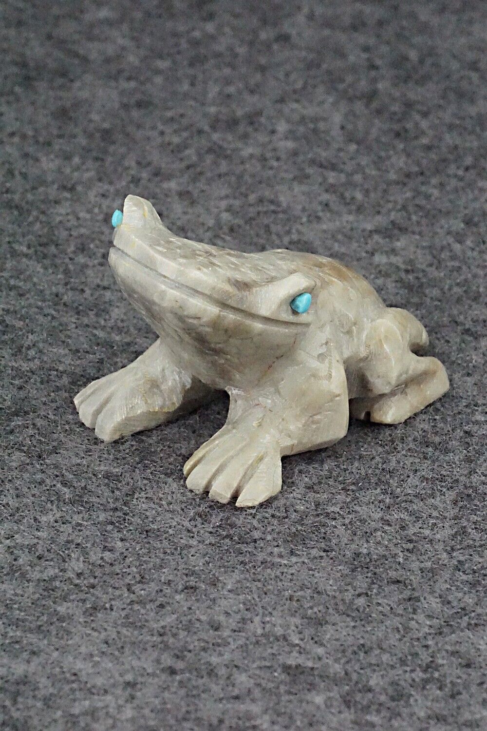 Frog Zuni Fetish Carving - Dana Malani