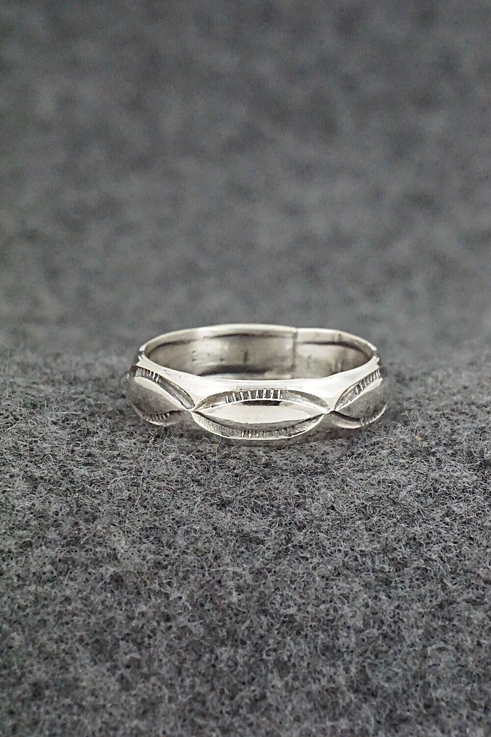 Sterling Silver Ring - Elaine Tahe - Size 10.5
