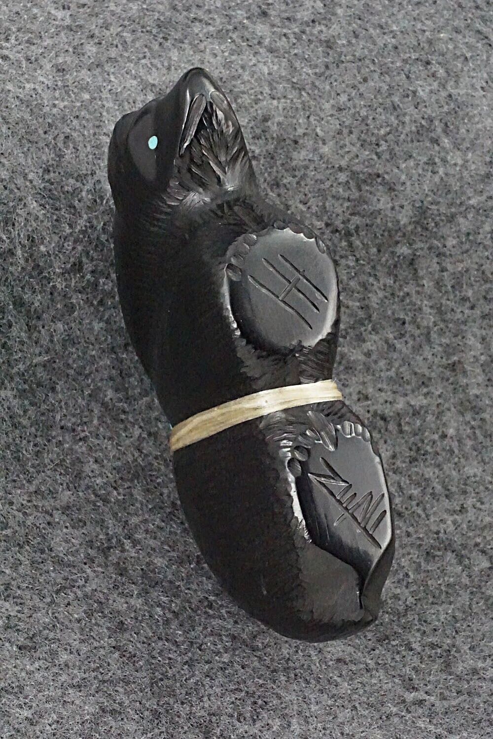 Bear Zuni Fetish Carving - Herbert Halate