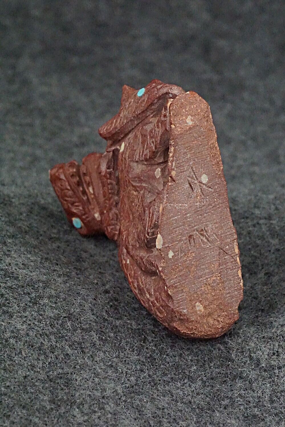 Dinosaurs Zuni Fetish Carving - Derrick Kaamasee
