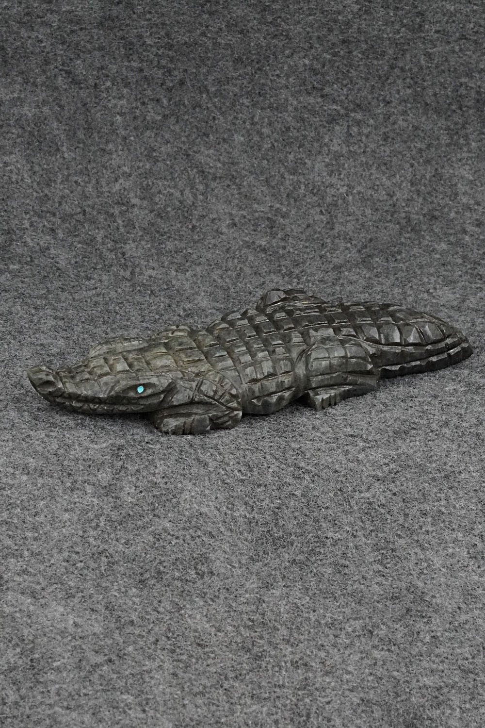 Alligator Zuni Fetish Carving - Tony Mackel