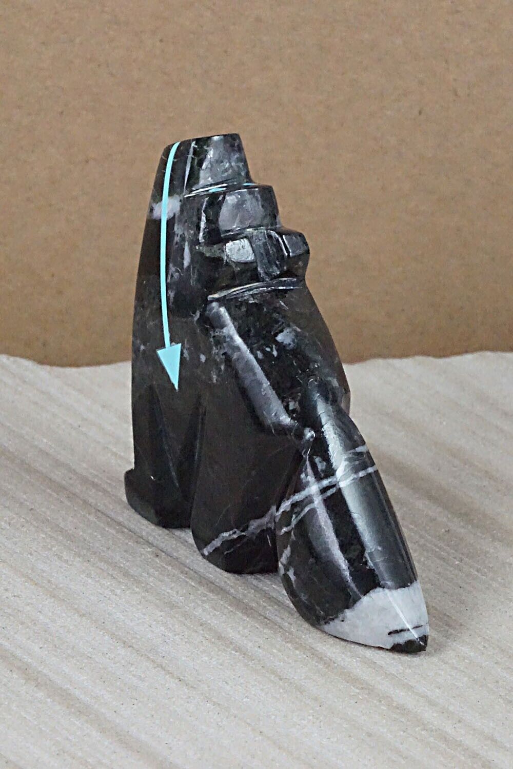 Wolf Zuni Fetish Carving - Bernard Laiwakete