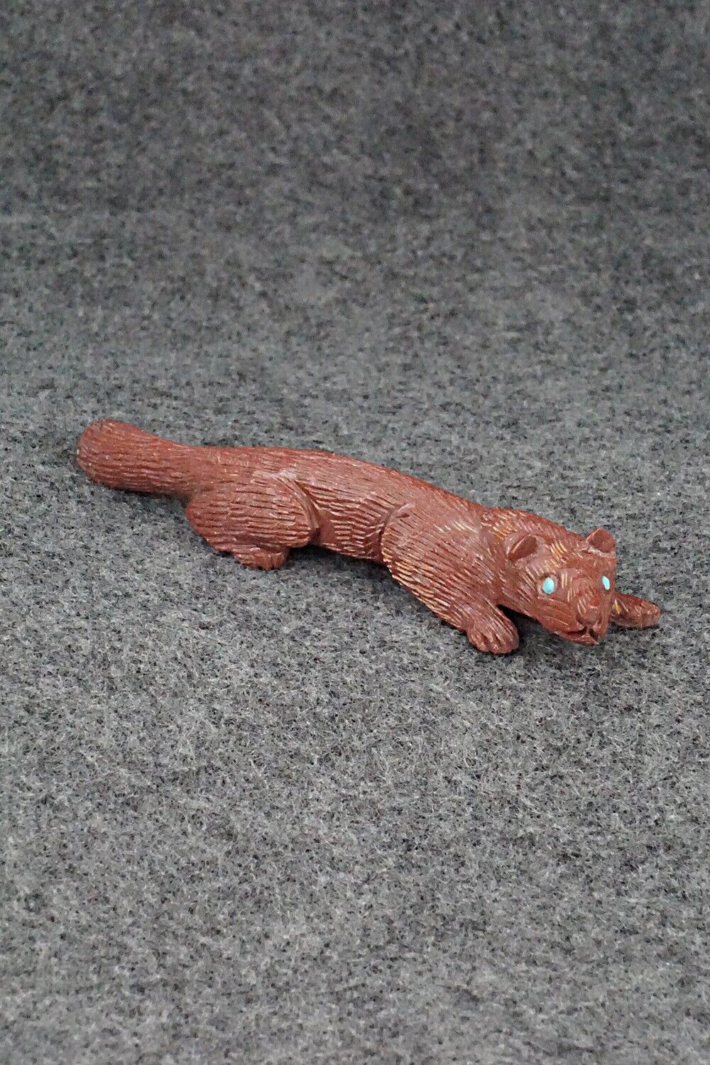Wolf Zuni Fetish Carving - Lance Cheama