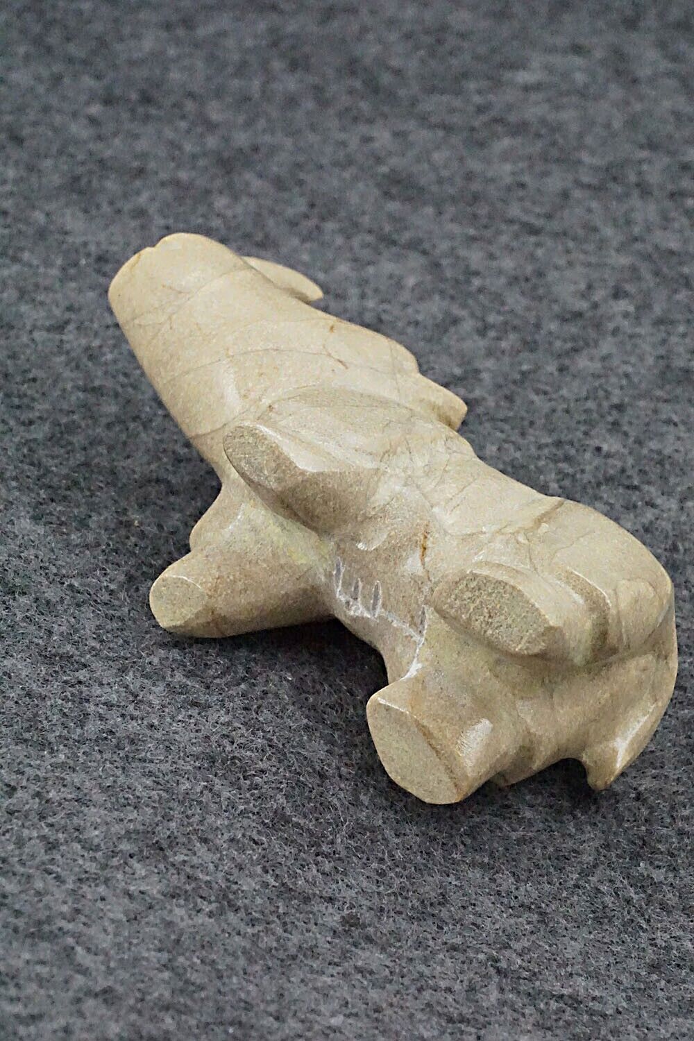 Rhino Zuni Fetish Carving - Enrike Leekya