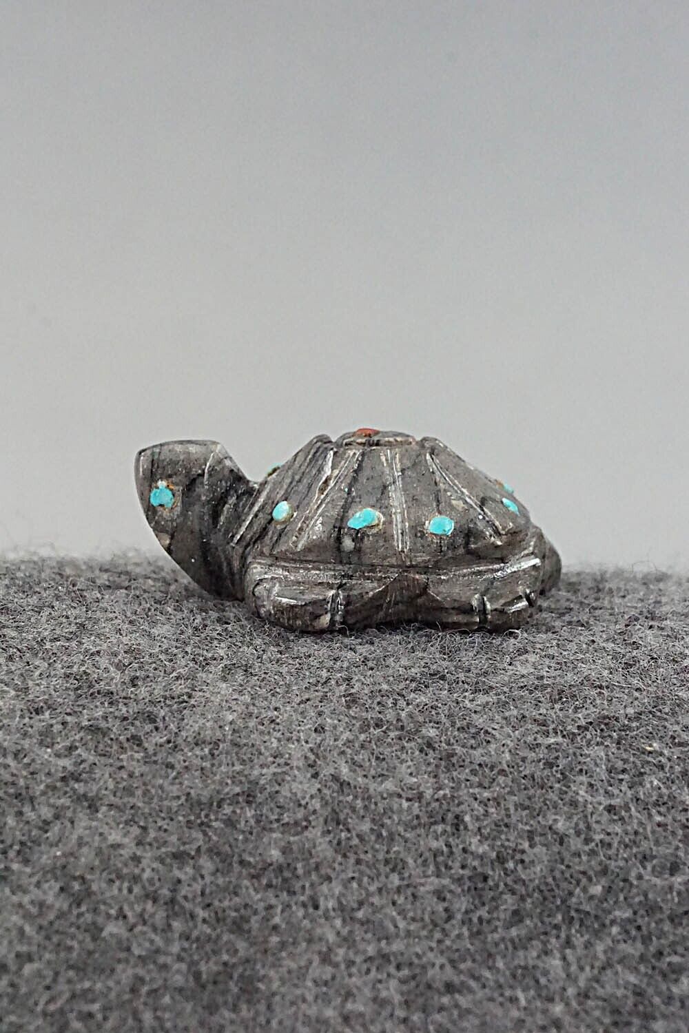 Turtle Zuni Fetish Carving - Carl Etsate