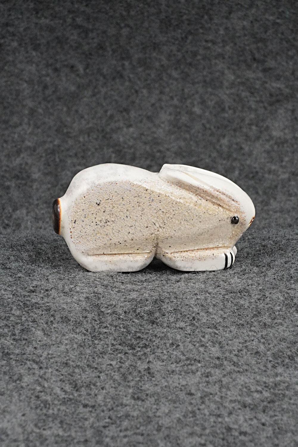 Rabbit Zuni Fetish Carving - Claudia Peina