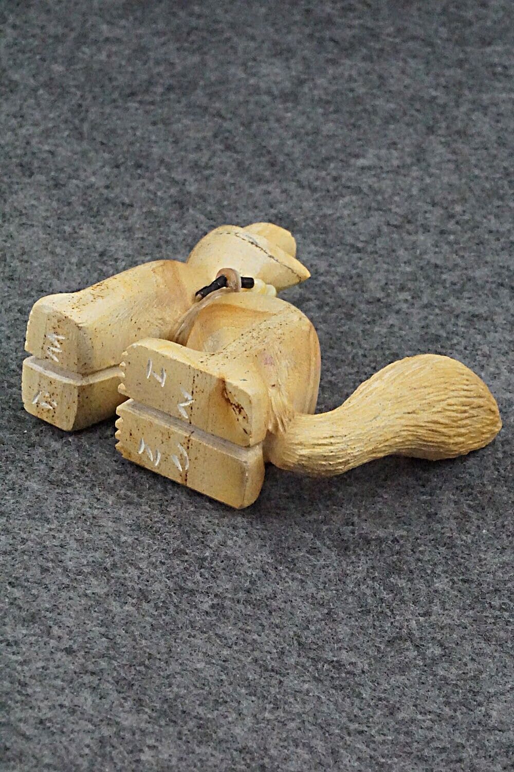 Wolf Zuni Fetish Carving - Douglas Martza
