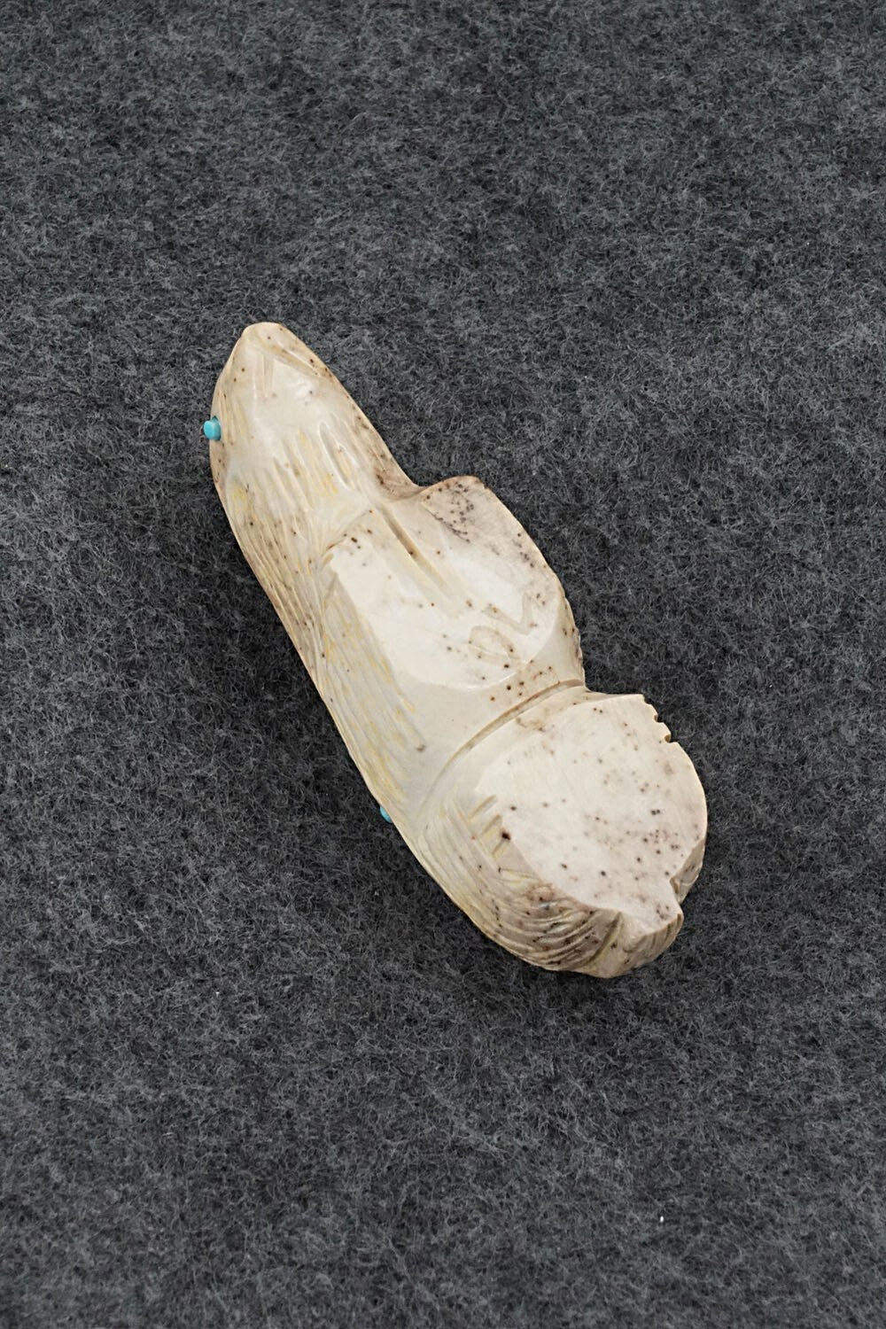 Porcupine Zuni Fetish Carving - Danette Laate
