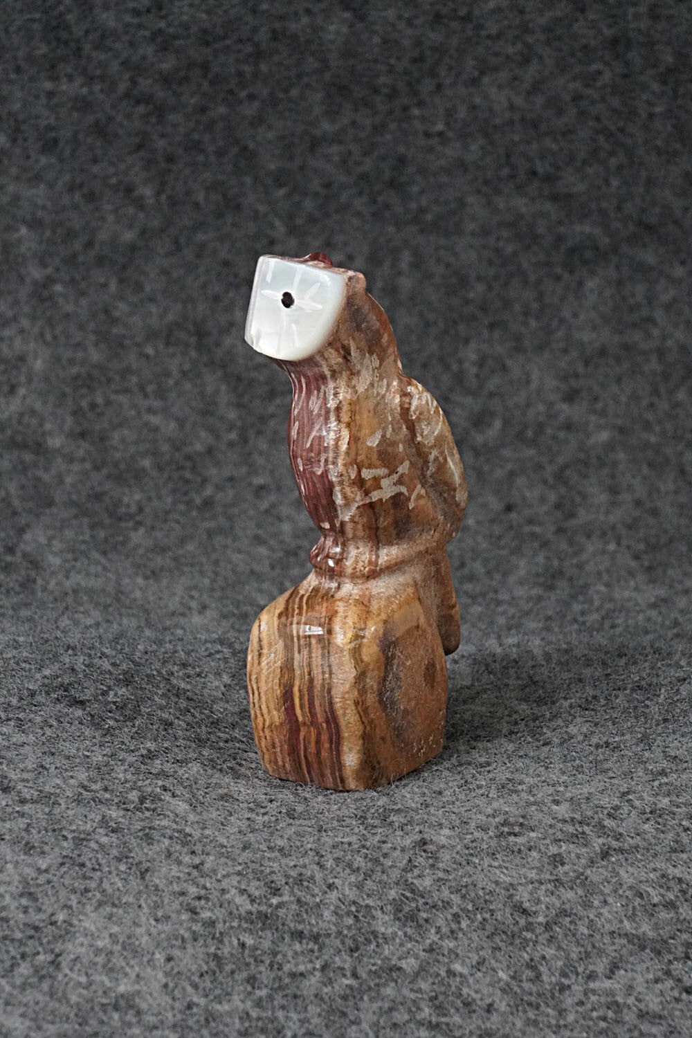 Owl Zuni Fetish Carving - Freddie Leekya