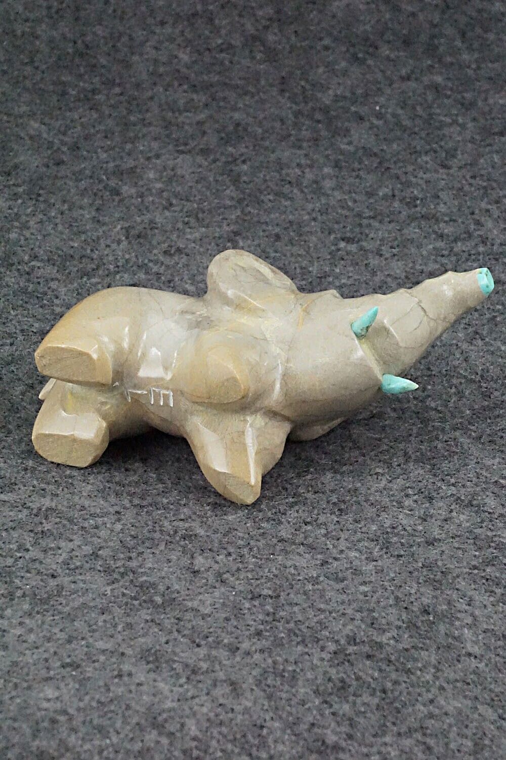 Elephant Zuni Fetish Carving - Enrike Leekya