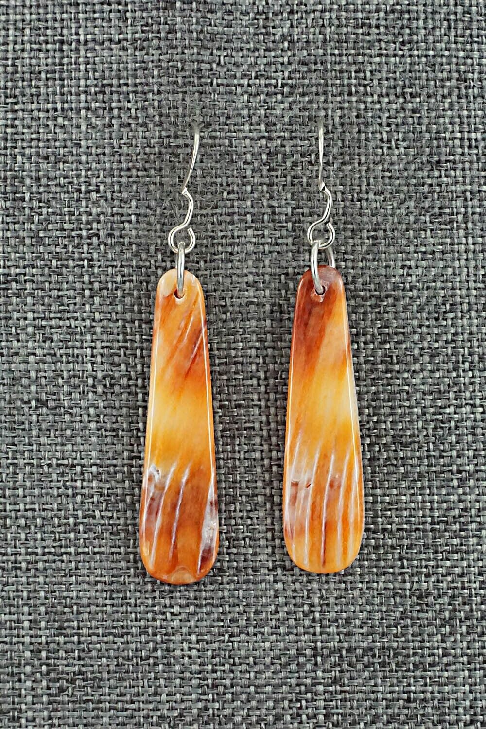 Spiny Oyster & Sterling Silver Earrings - Jesus Espino