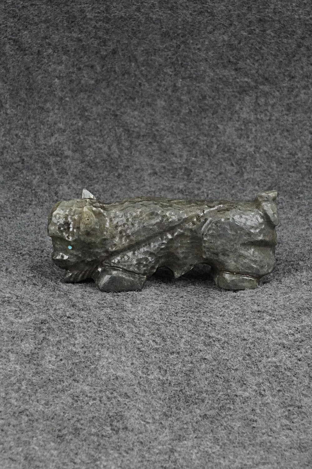Buffalo Zuni Fetish Carving - Tony Mackel