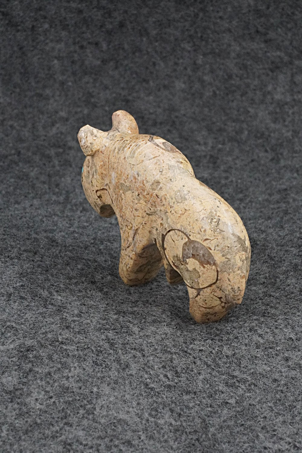 Buffalo Zuni Fetish Carving - Kenric Laiwakete