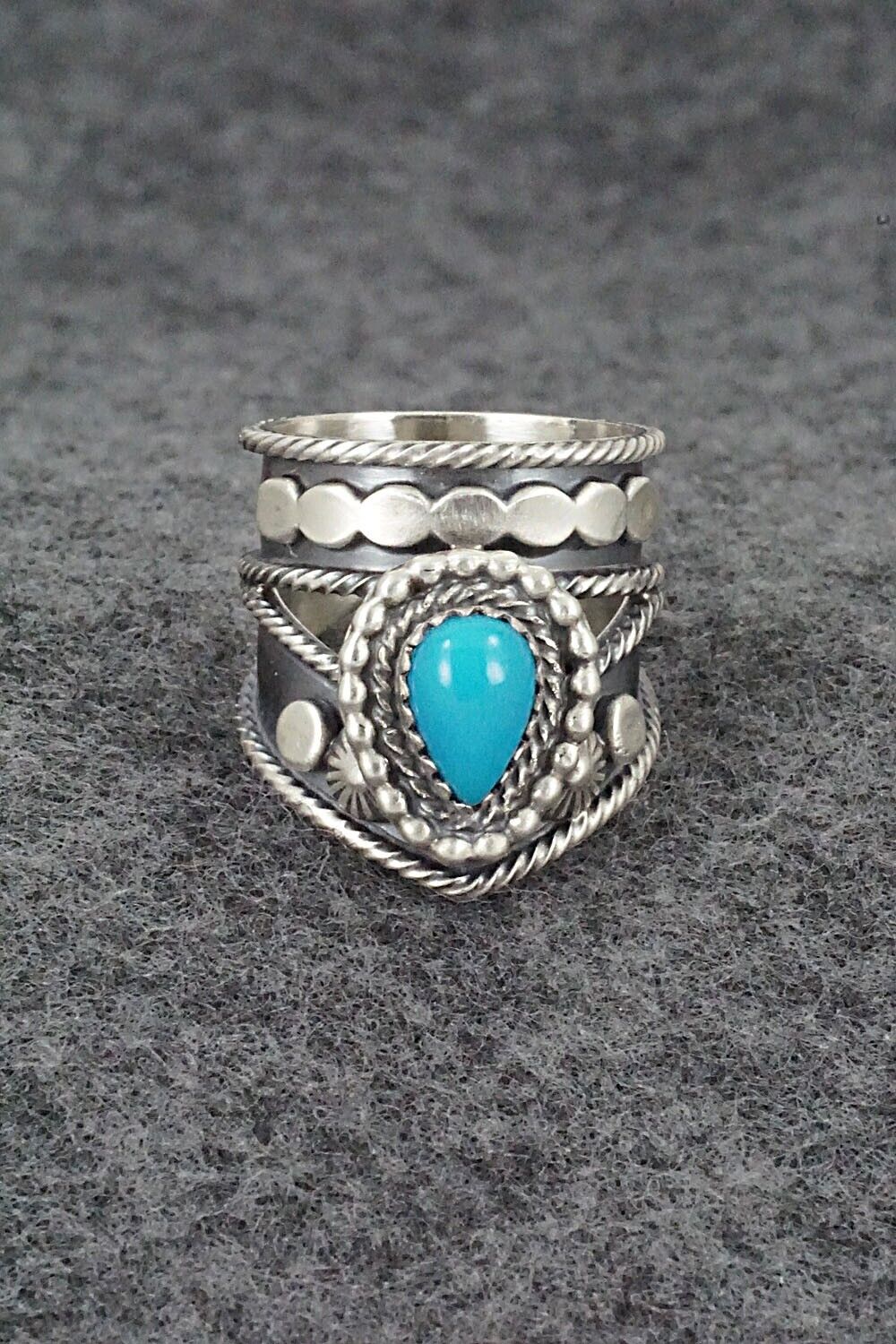 Turquoise & Sterling Silver Ring - Tom Lewis - Size 6.75