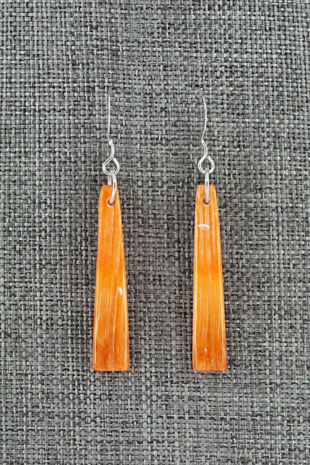 Spiny Oyster & Sterling Silver Earrings - Jesus Espino