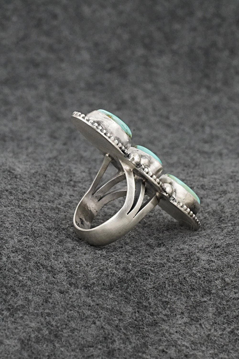Turquoise & Sterling Silver Ring - Bobby Johnson - Size 7