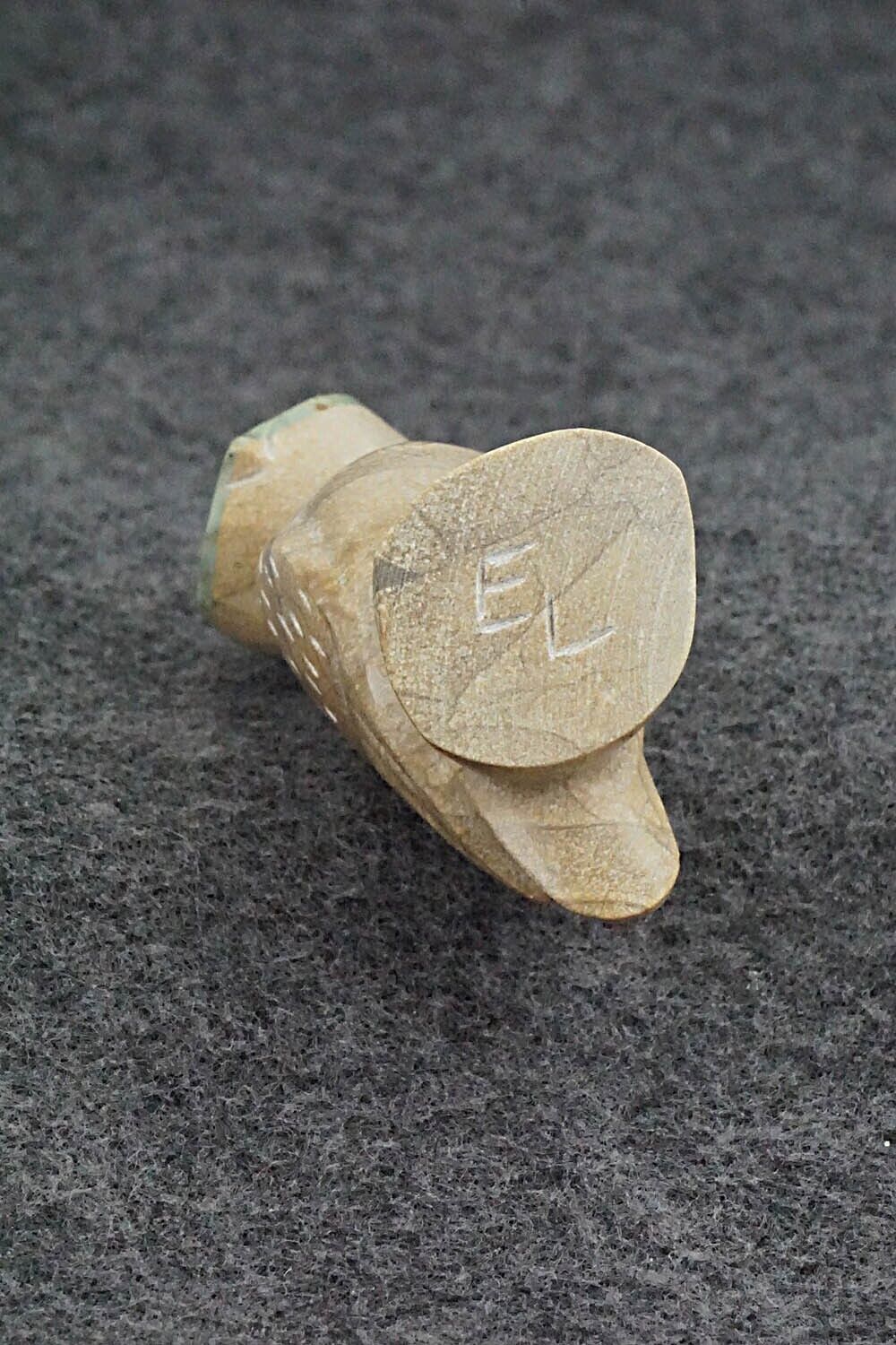 Owl Zuni Fetish Carving - Enrike Leekya