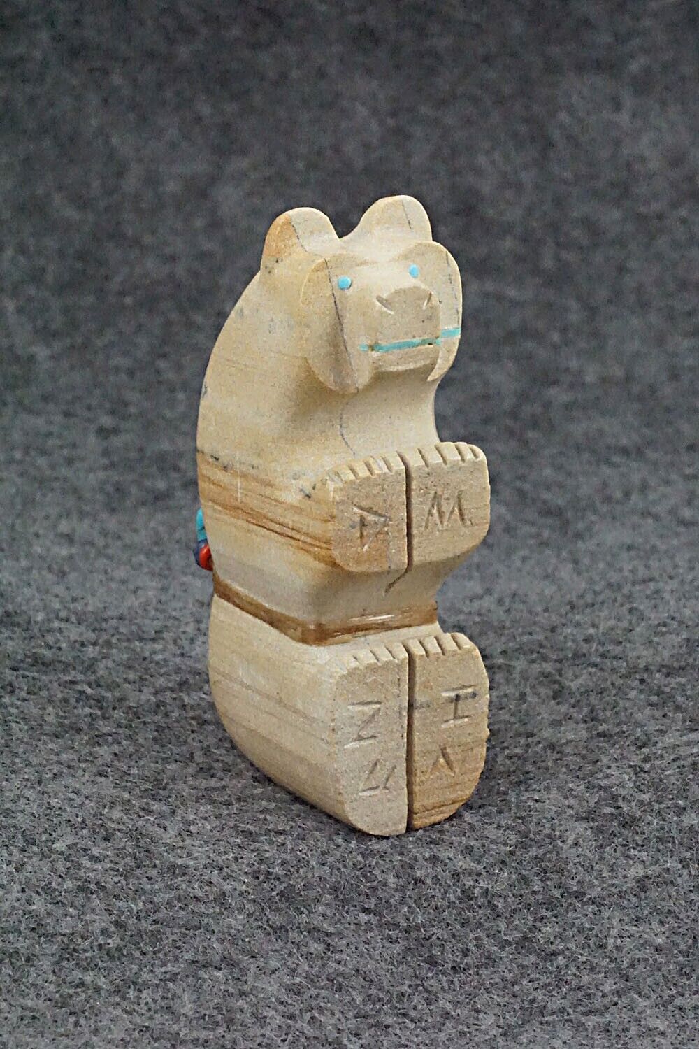 Bear Zuni Fetish Carving - Douglas Martza